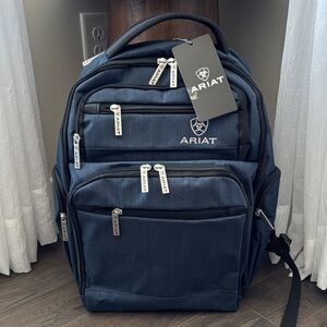 Ariat Unisex Large Sturdy Canvas,zipper compartments,organization slots,padded